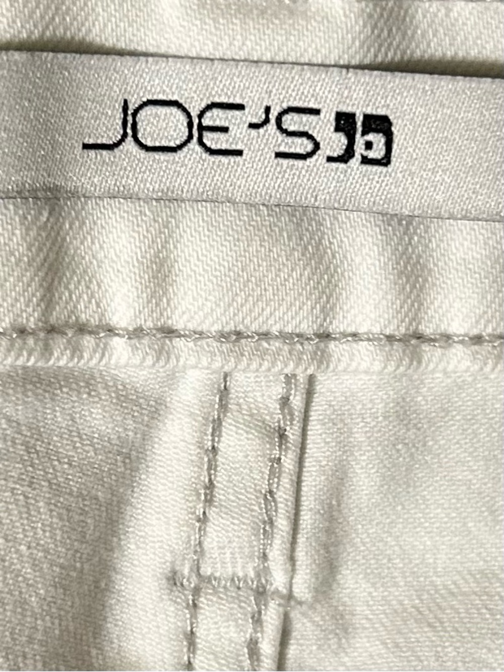 JOE'S Jeans The OG White
Distressed Straight
Leg Jeans Size 29 - Picture 2 of 10